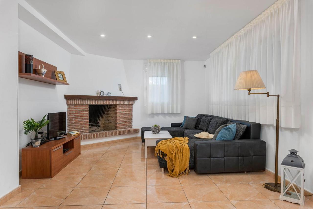 Villa Caleta - Plusholidays كاليبي المظهر الخارجي الصورة